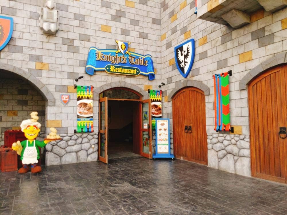 Knight's Table Restaurant レゴランド・ジャパン
