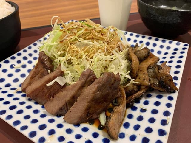 炭焼・仙台牛タン あかり イオンモール四條畷店 - サブ画像1
