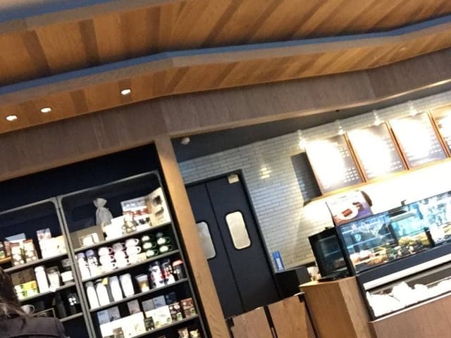 スターバックス コーヒー 京王新宿三丁目ビル店 - サブ画像2