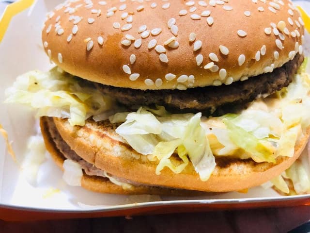 マクドナルド 三宮北口店 - サブ画像1