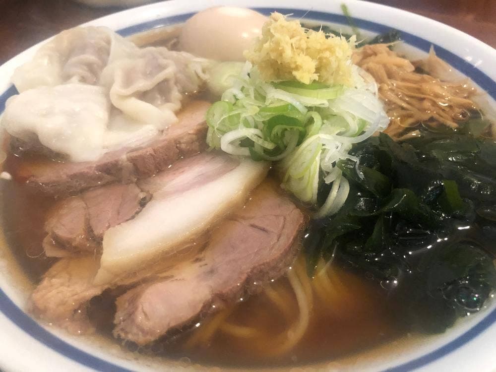 生姜醤油ラーメン 波音食堂