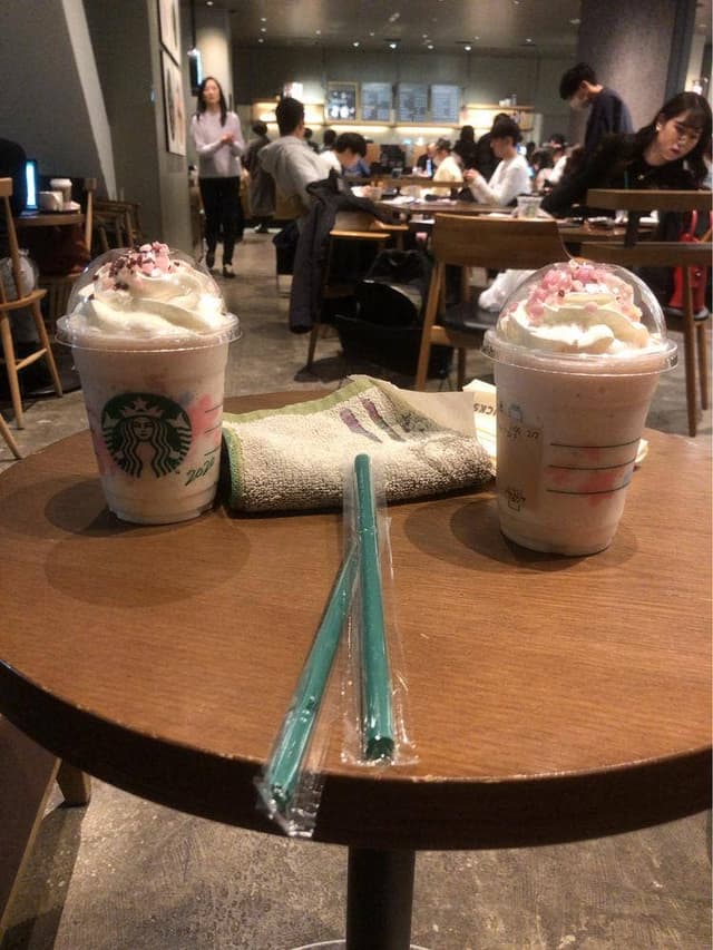 スターバックス コーヒー 新百合ヶ丘エルミロード店 - サブ画像1