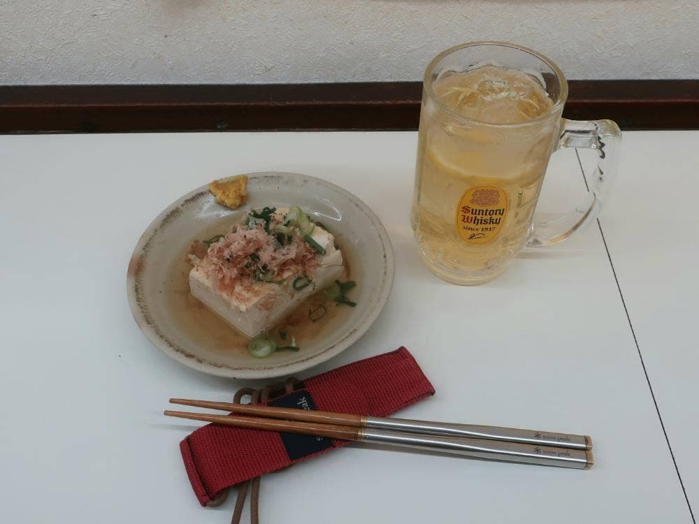 立ち呑み処おかの