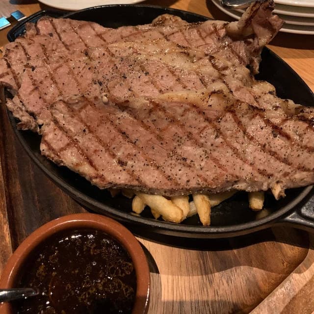 CEDAR THE CHOP HOUSE & BAR - サブ画像2