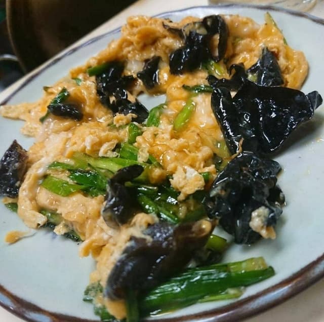 立飲スタンド 三楽 - サブ画像1