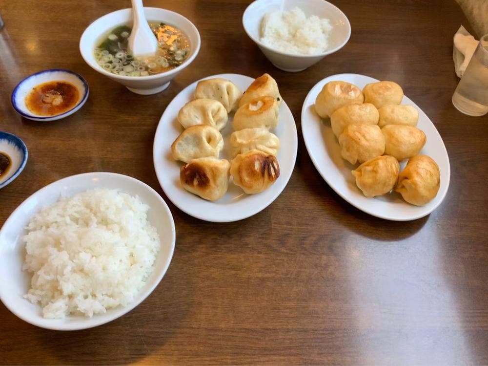 ホワイト餃子 前橋店