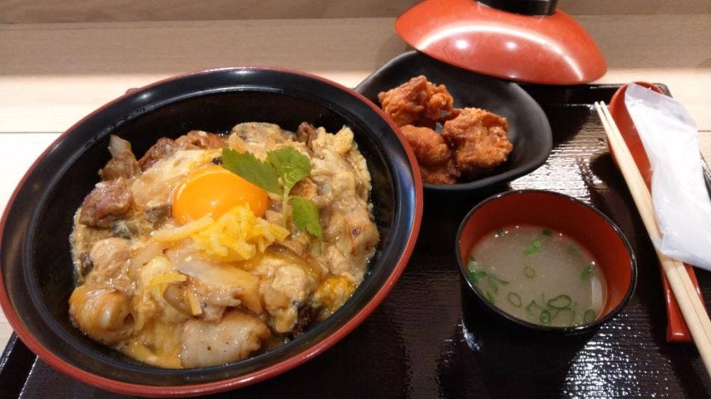 ひな鶏伊勢ゐ ららぽーと沼津