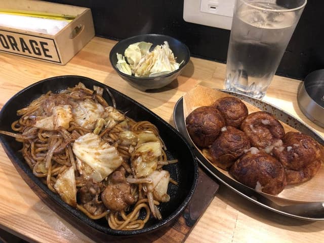 粉もん屋 八 神戸元町店 - サブ画像1