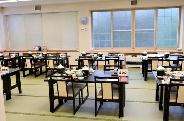 登別カルルス温泉 湯元オロフレ荘 食事処 - サブ画像1
