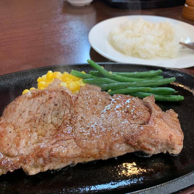 ハンバーグ&ステーキ Baku Baku - サブ画像1