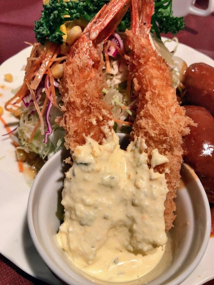 サラダニース 西新宿 4丁目店