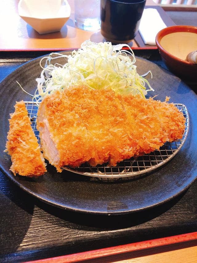 こだわり とんかつ 峯 高千穂通デパート前店 - サブ画像1