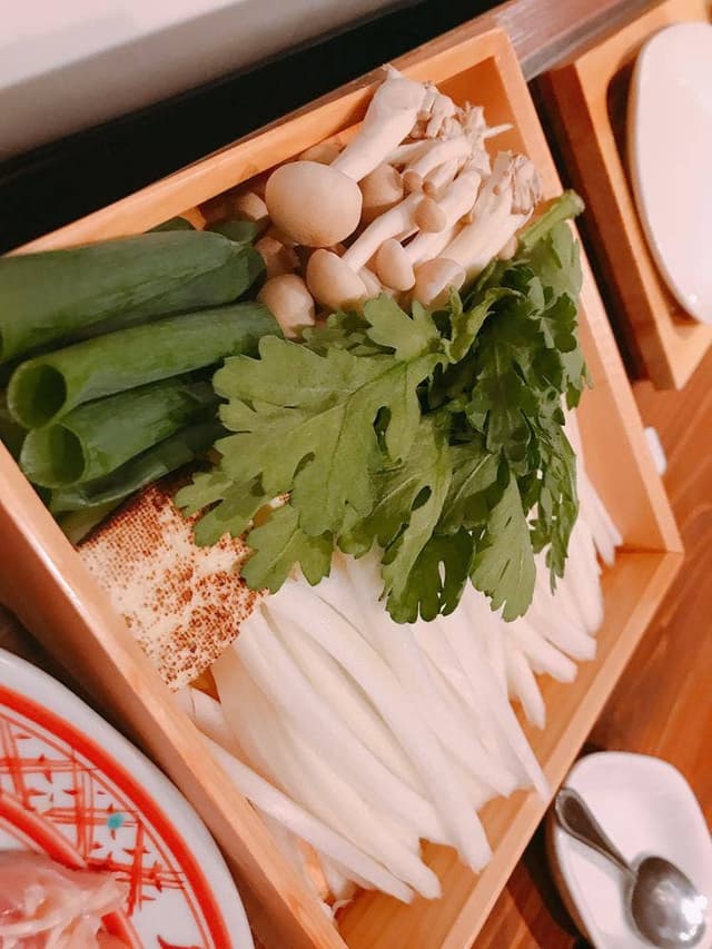焼肉鳥 鍋肉鳥ggじじ 新橋本店 - サブ画像2