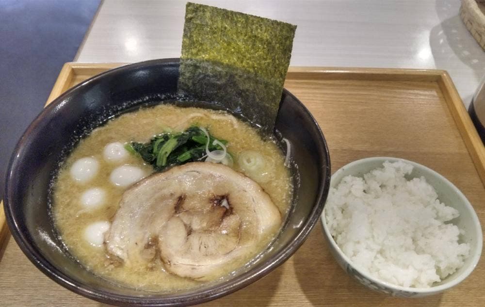 つけ麺 たつ介 九産大前店