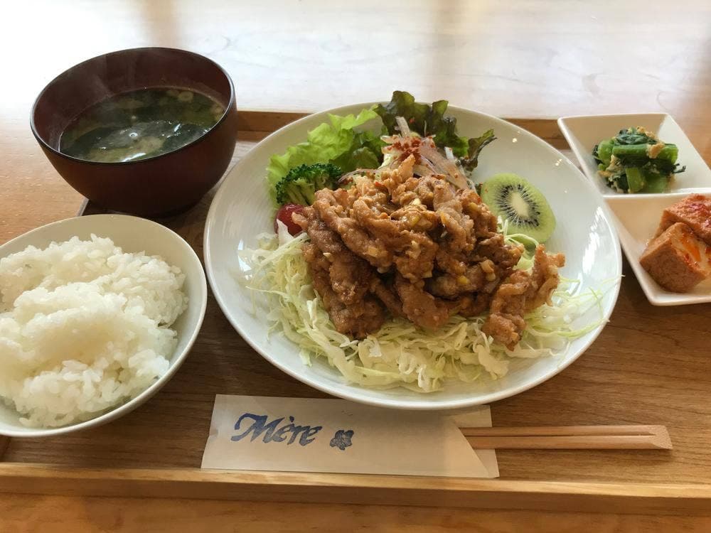 おやつとごはんのお店 Mere