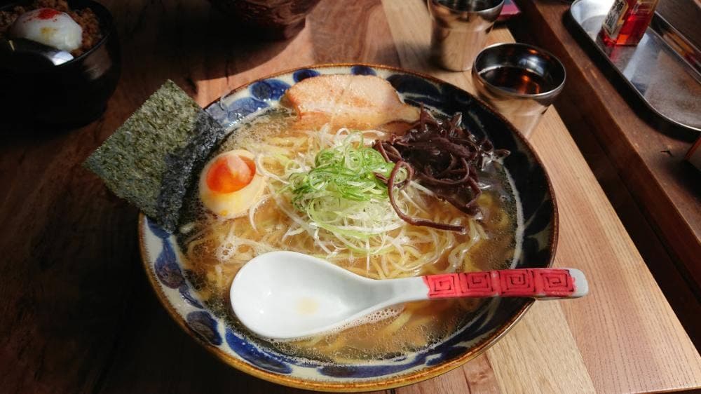 海老味噌ラーメン ヌプチェ