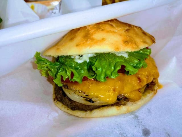 軽井沢フラットブレッズ 土岐プレミアム・アウトレット店 - サブ画像2