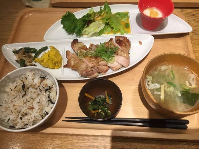 おぼんdeごはん 東京ドームシティ ラクーア店 - サブ画像3