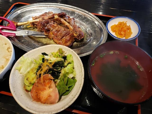 焼鳥・骨付鳥 田中屋 - サブ画像3