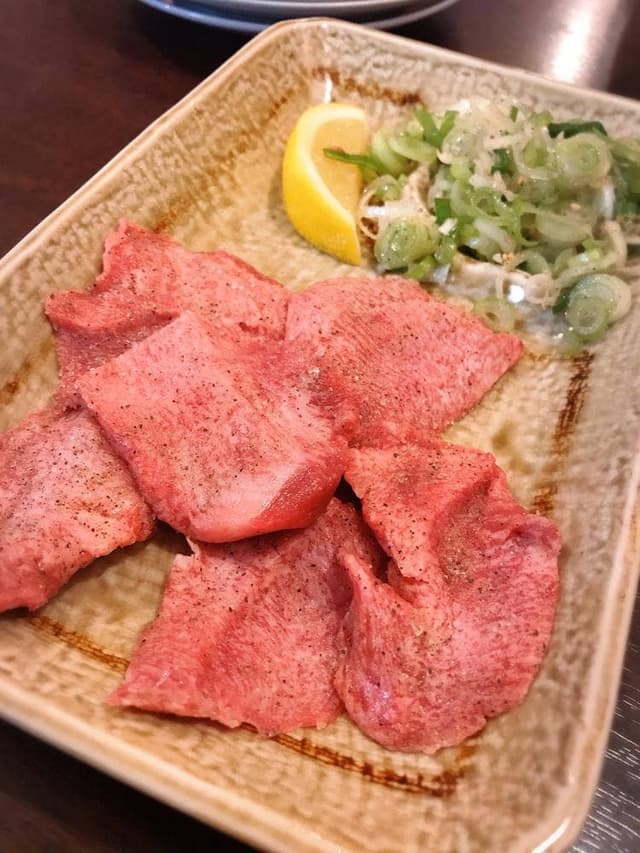 炭び焼肉 ホルモン 金太郎 - サブ画像1