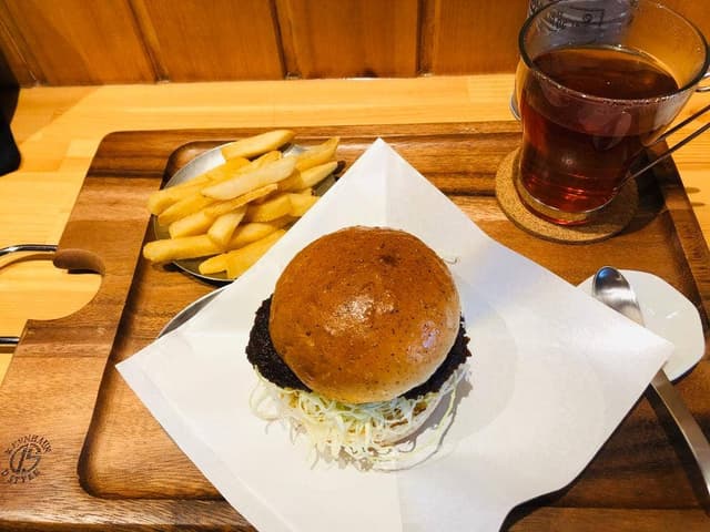 HUNDRED - サブ画像2