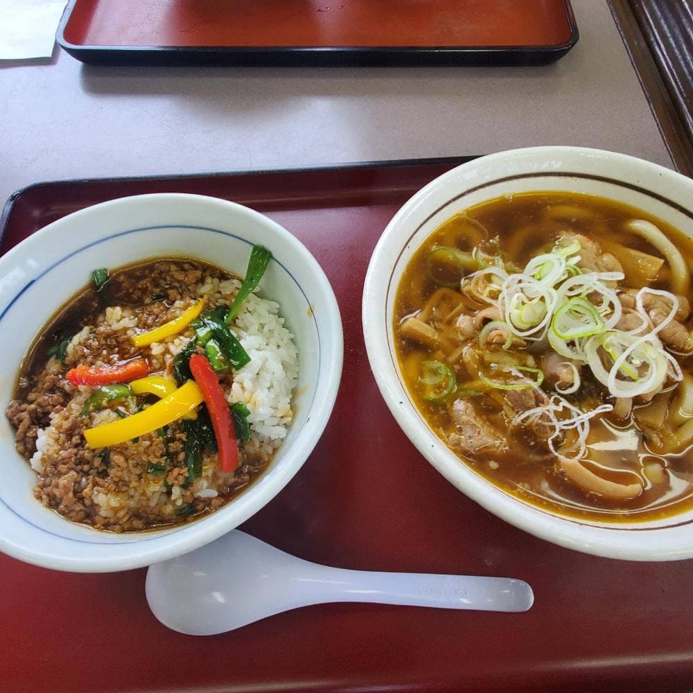 山田うどん 杉戸店