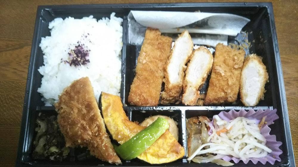 名代とんかつ かつくら 阪急うめだ本店うめだ惣菜店