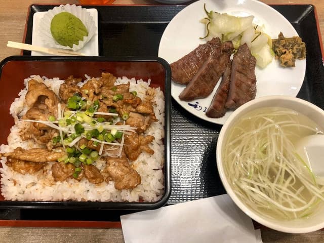 牛たん炭焼 利久 アミュプラザ小倉店 - サブ画像1