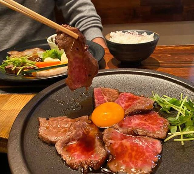 炭火之館 楽宴 - サブ画像1