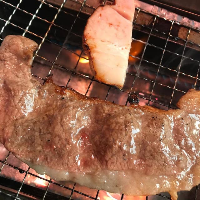 やきにく倶楽部 - サブ画像2