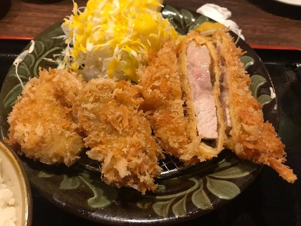 沖縄とんかつ食堂しまぶた屋