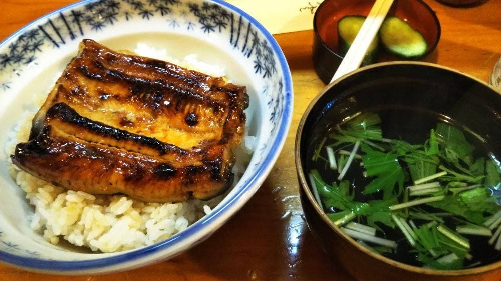 うな泉