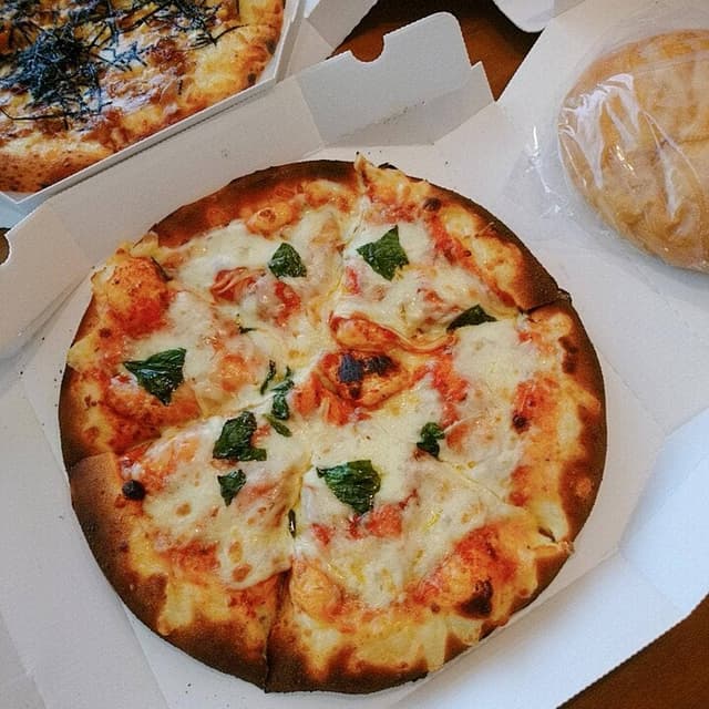 加悦の美味しいピザ店 - サブ画像1