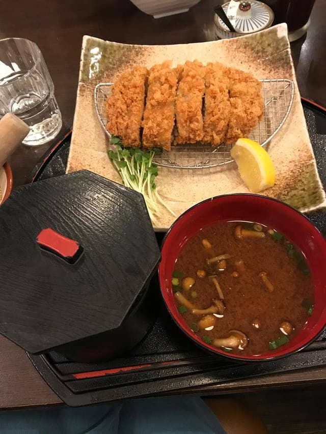 とんかつ しゃぶしゃぶ 3びきのこぶた 本店 - サブ画像3