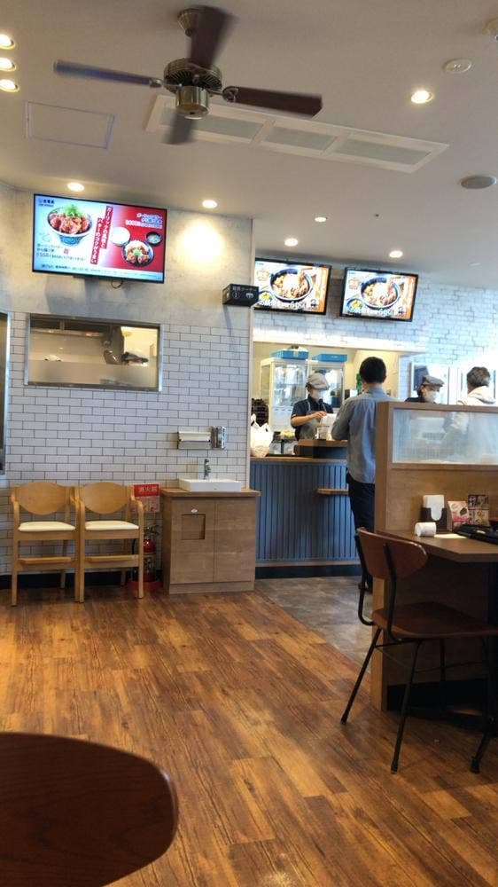 吉野家 モレラ東戸塚西口店