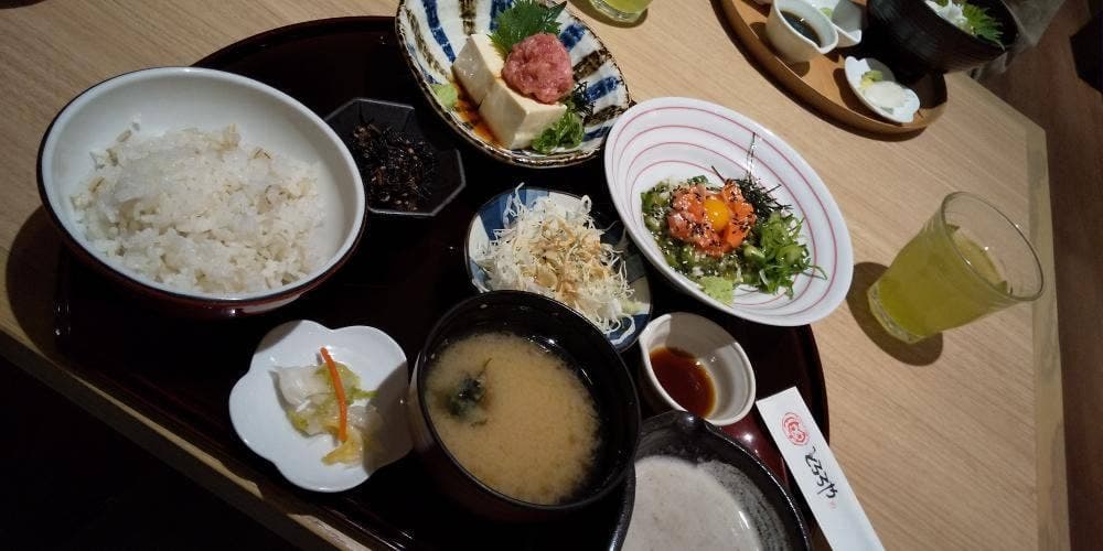 和ごはん とろろや プライムツリー赤池店