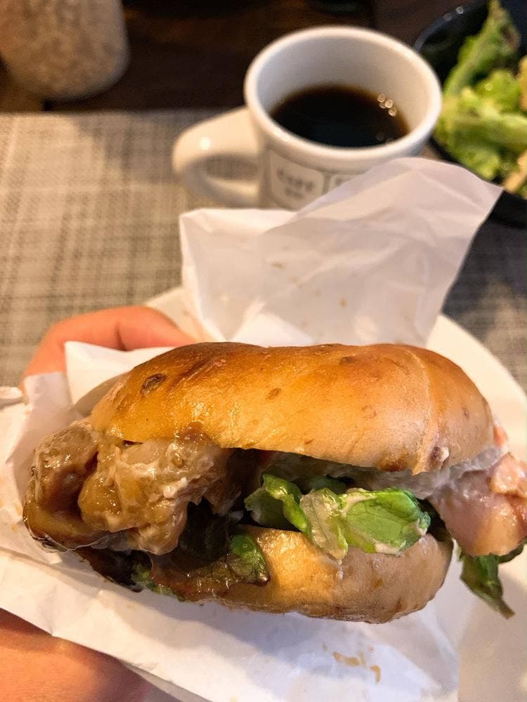 HIGU BAGEL & CAFE