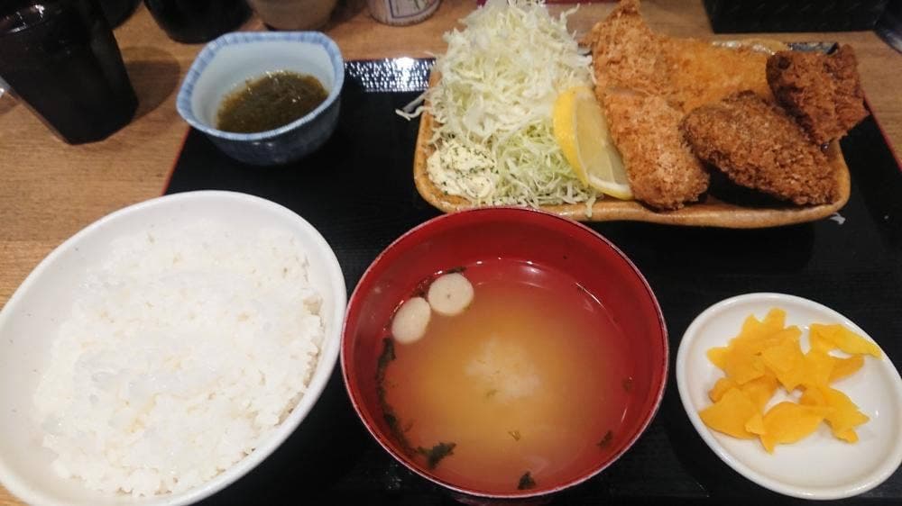 まぐろ丼や 恵み 2号店