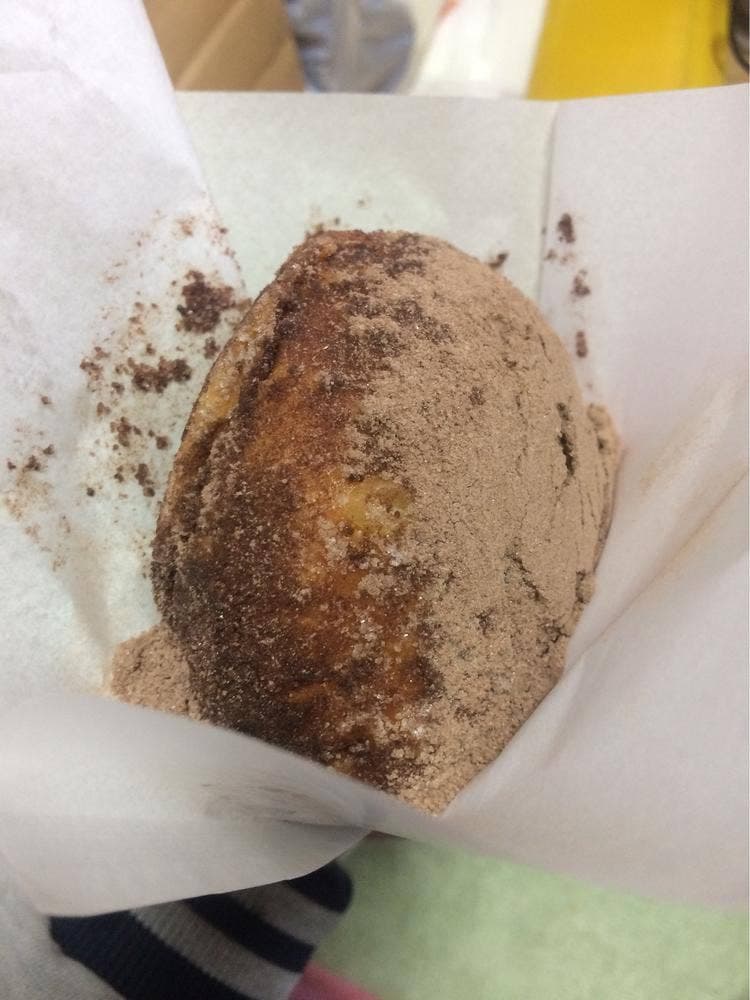 Shelly's MALASADA