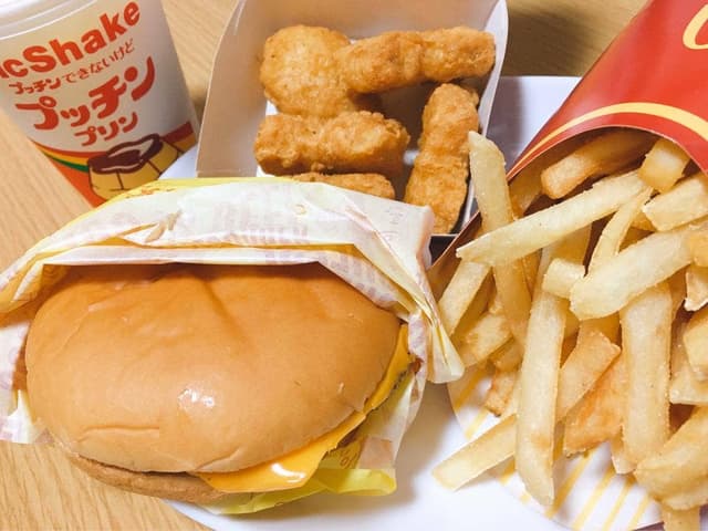 マクドナルド 獨協大学前駅店 - サブ画像2