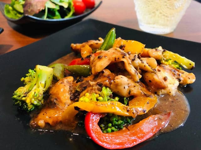 鉄板焼き あつあつ - サブ画像2