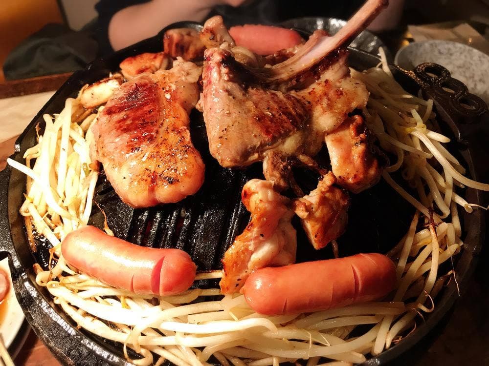 炭火厨房 波之屋 白石店