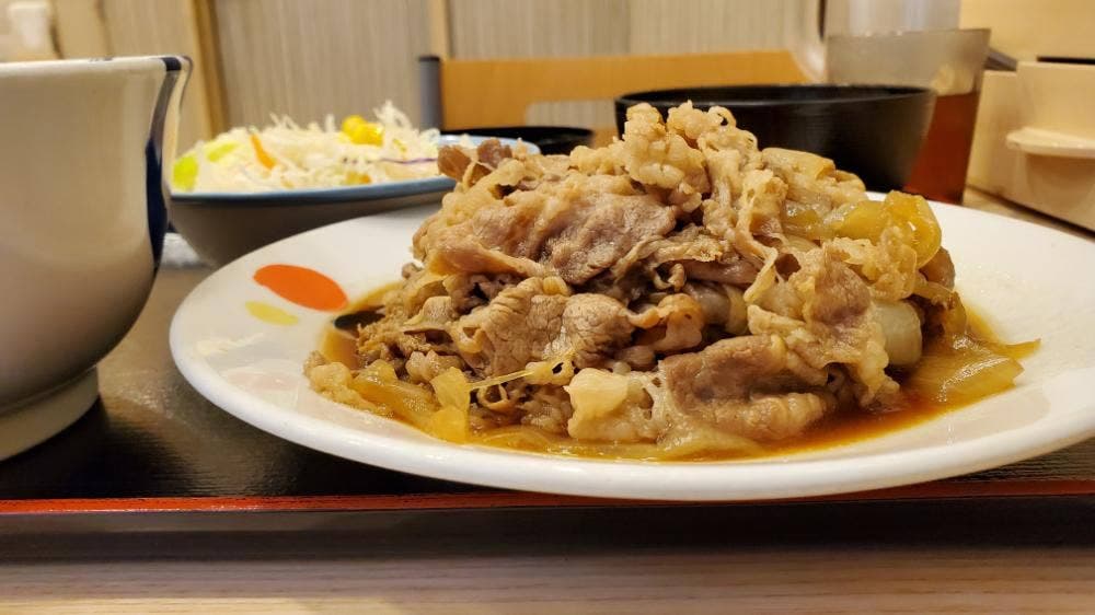 松屋 国領店
