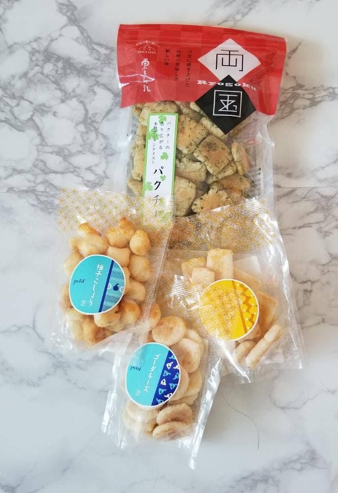 東あられ本舗 両国本店