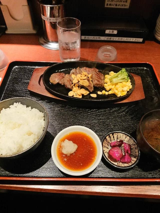 ステーキ食堂 正義 西院店 - サブ画像1