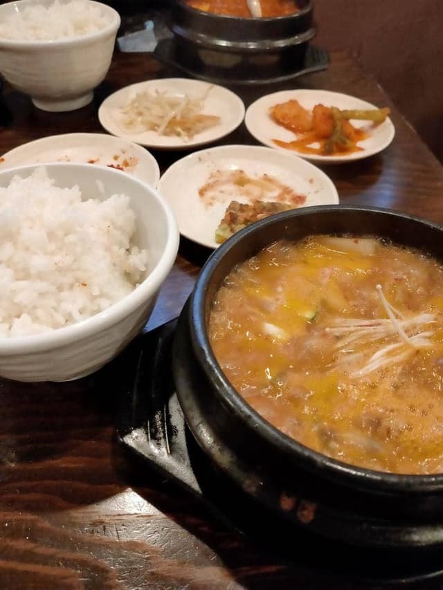 焼肉＆韓国料理 3人息子家 - サブ画像3
