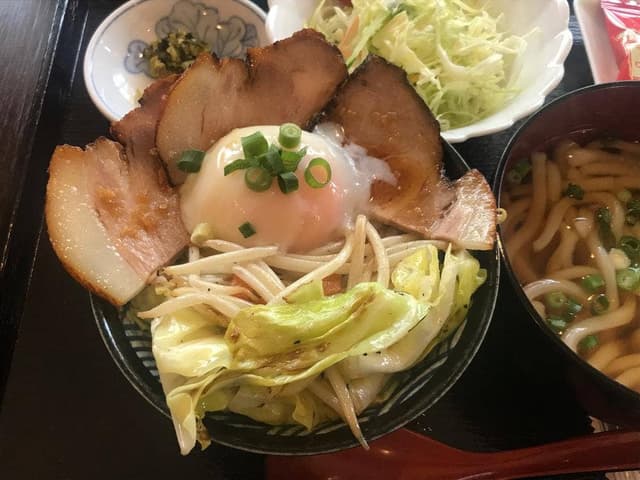 旬の肴と和風創作料理 つくしん房 元本郷町店 - サブ画像1