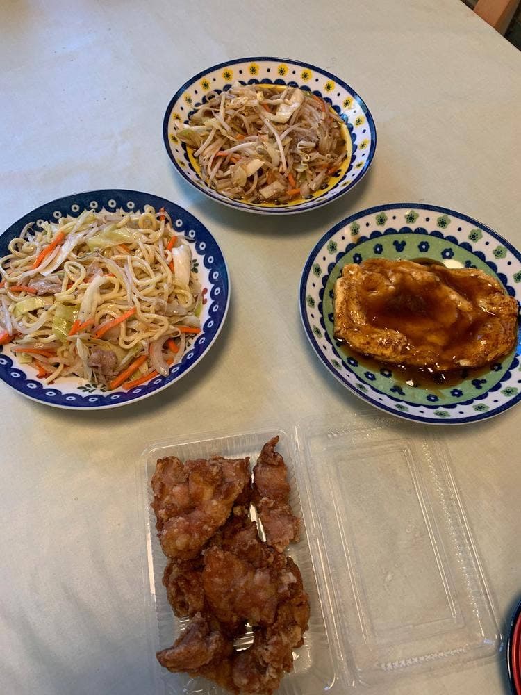 さんさん食堂