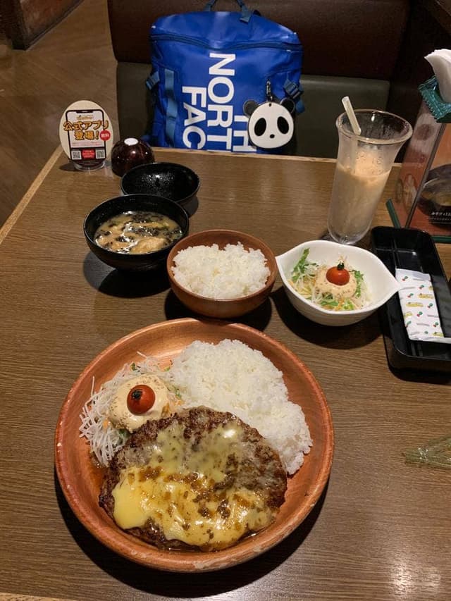 びっくりドンキー 河原町三条店 - サブ画像1