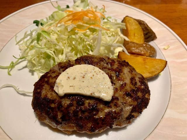 ニュートーキョー パレスサイドビル店 - サブ画像1